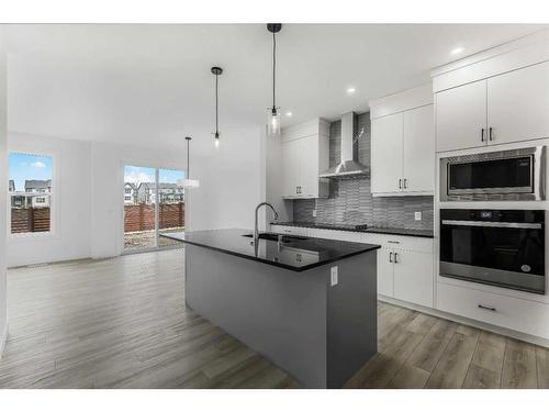 273 Herron Mews Ne, Calgary, AB - Indoor Photo Showing Kitchen With Upgraded Kitchen