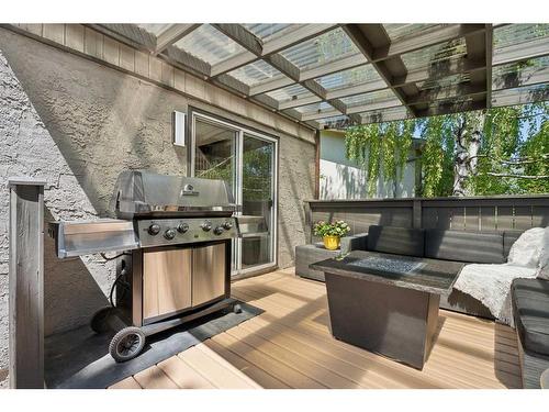 7644 Hunterburn Hill Nw, Calgary, AB - Outdoor With Deck Patio Veranda With Exterior
