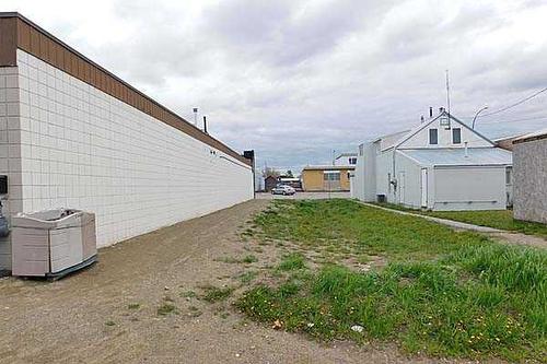 128 50Th Avenue West, Claresholm, AB 