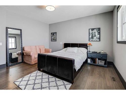 13 Spyglass Point, Rural Rocky View County, AB - Indoor Photo Showing Bedroom