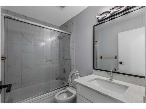 44 Falmead Road Ne, Calgary, AB - Indoor Photo Showing Bathroom