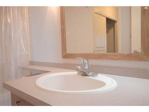 309-5115 Richard Road Sw, Calgary, AB - Indoor Photo Showing Bathroom