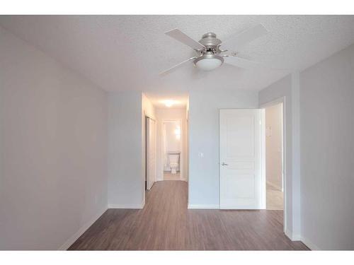 309-5115 Richard Road Sw, Calgary, AB - Indoor Photo Showing Other Room