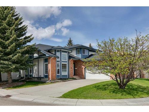 51 Edelweiss Crescent Nw, Calgary, AB - Outdoor With Facade