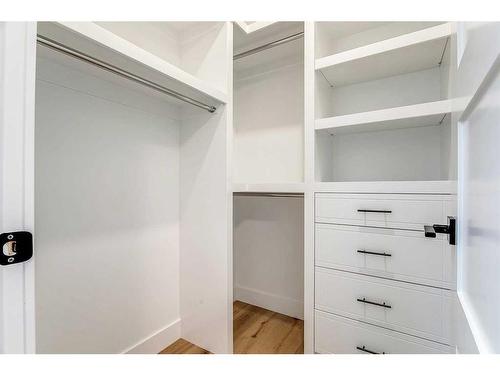 1619 9 Street Nw, Calgary, AB - Indoor With Storage