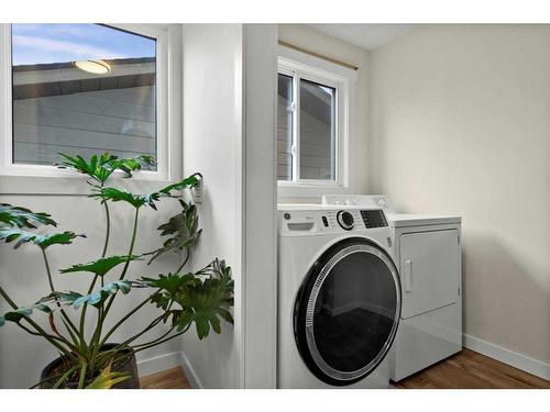 36 Hawkwood Road Nw, Calgary, AB - Indoor Photo Showing Laundry Room