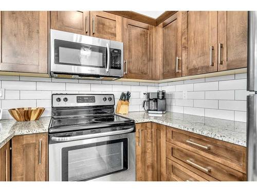 5209-522 Cranford Drive Se, Calgary, AB - Indoor Photo Showing Kitchen