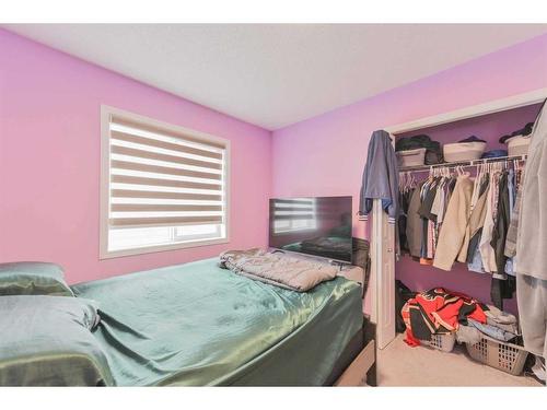 112 Saddlecrest Boulevard Ne, Calgary, AB - Indoor Photo Showing Bedroom