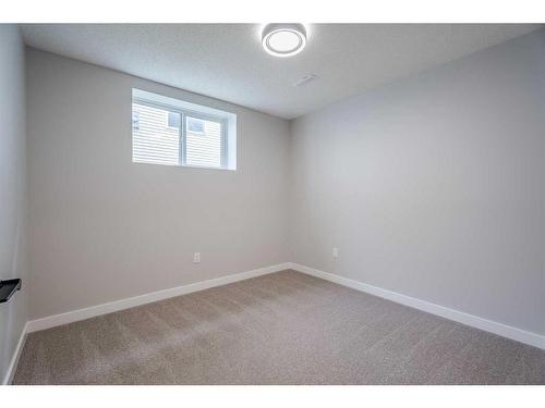 40 Tuscany Valley Park Nw, Calgary, AB - Indoor Photo Showing Other Room