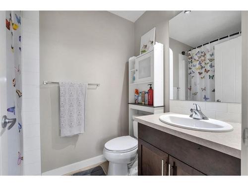 27 Redstone Circle Ne, Calgary, AB - Indoor Photo Showing Bathroom