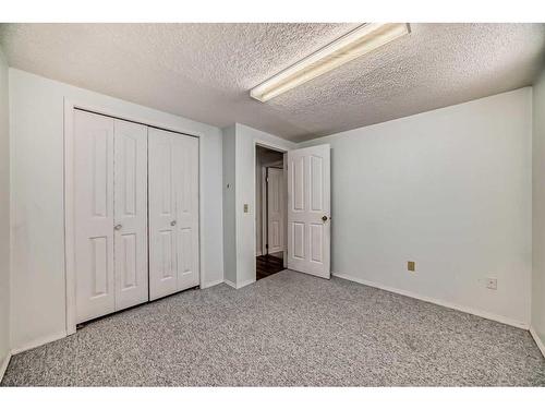 1035 Marcombe Crescent Ne, Calgary, AB - Indoor Photo Showing Other Room