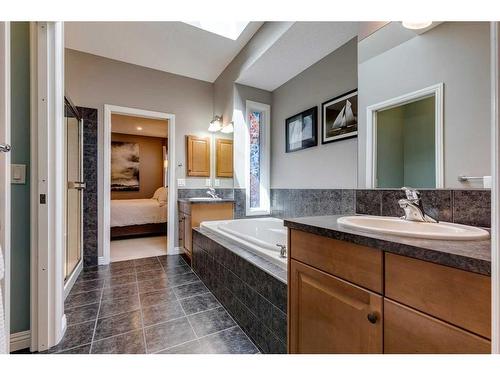 126 Royal Oak Green Nw, Calgary, AB - Indoor Photo Showing Bathroom