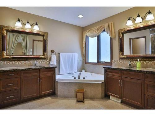 51 Hamptons Close Nw, Calgary, AB - Indoor Photo Showing Bathroom