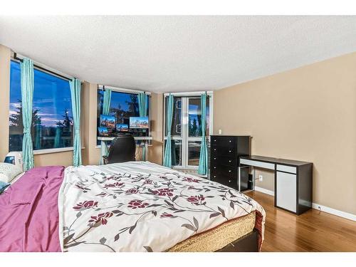 415-1108 6 Avenue Sw, Calgary, AB - Indoor Photo Showing Bedroom