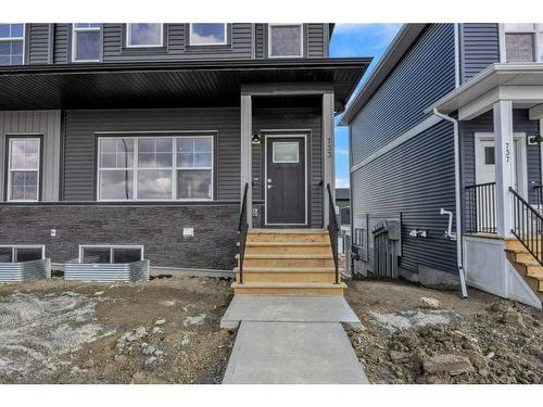 733 Carrington Boulevard, Calgary, AB - Outdoor