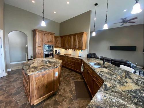 79 Harrison Green, Olds, AB - Indoor Photo Showing Kitchen With Double Sink