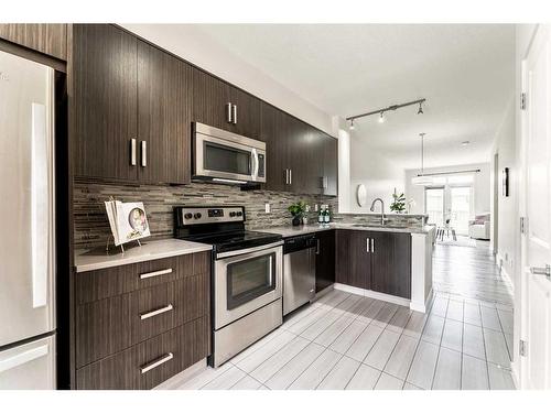 510 Walden Circle Se, Calgary, AB - Indoor Photo Showing Kitchen With Upgraded Kitchen