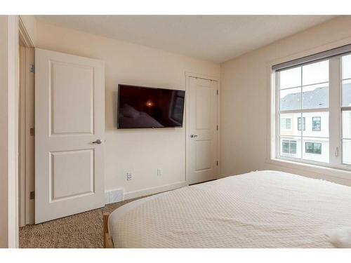 103 Nolanfield Villas Nw, Calgary, AB - Indoor Photo Showing Bedroom