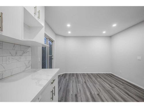 1128 Country Hills Circle Nw, Calgary, AB - Indoor