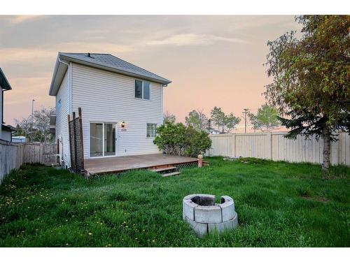 1128 Country Hills Circle Nw, Calgary, AB - Outdoor With Backyard