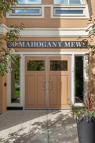 201-30 Mahogany Mews Se, Calgary, AB - Outdoor