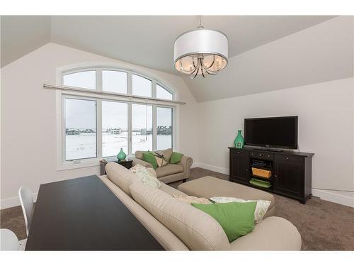 38 Waters Edge Drive, Heritage Pointe, AB - Indoor Photo Showing Other Room