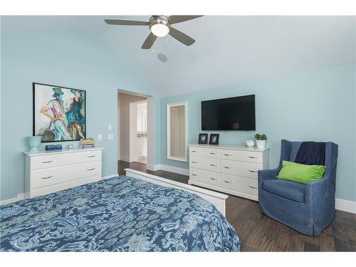 38 Waters Edge Drive, Heritage Pointe, AB - Indoor Photo Showing Bedroom