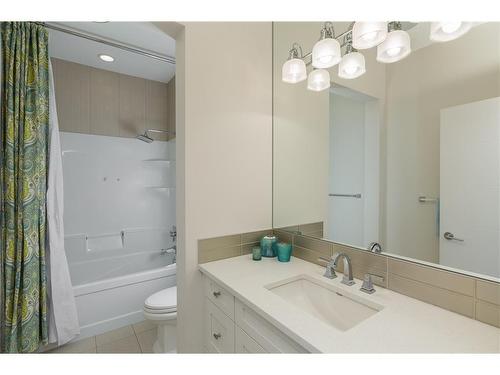 38 Waters Edge Drive, Heritage Pointe, AB - Indoor Photo Showing Bathroom