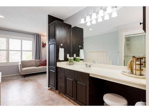 82 Riverbend Drive Se, Calgary, AB - Indoor Photo Showing Bathroom
