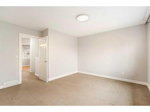 54 Dover Mews Se, Calgary, AB - Indoor Photo Showing Other Room