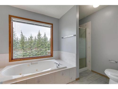 78 Hampstead Circle Nw, Calgary, AB - Indoor Photo Showing Bathroom