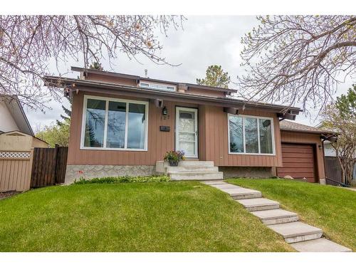 127 Rundleview Drive Ne, Calgary, AB - Outdoor