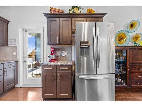 18 Violet Close, Olds, AB - Indoor Photo Showing Kitchen