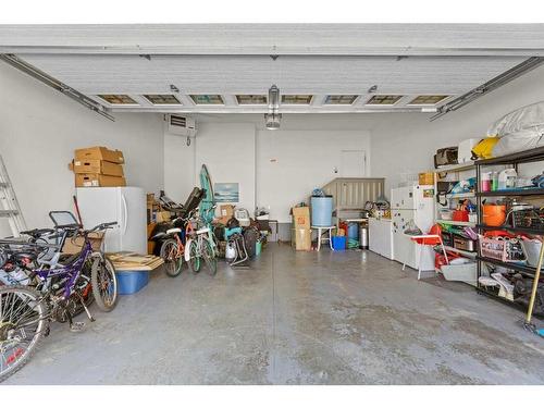 18 Violet Close, Olds, AB - Indoor Photo Showing Garage