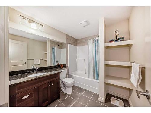 483 Evergreen Circle Sw, Calgary, AB - Indoor Photo Showing Bathroom