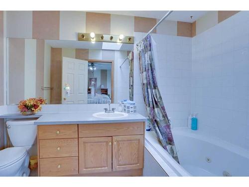 449 Coral Springs Place, Calgary, AB - Indoor Photo Showing Bathroom