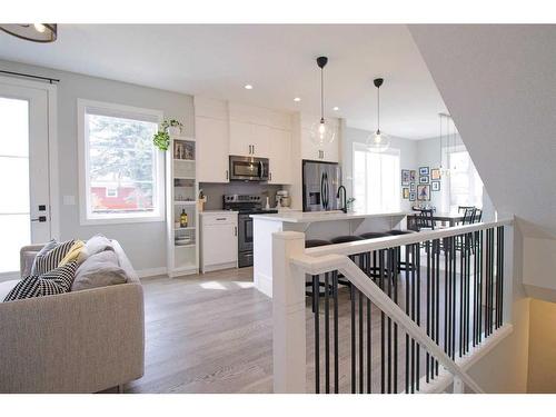 1933 19 Avenue Nw, Calgary, AB - Indoor Photo Showing Kitchen With Upgraded Kitchen