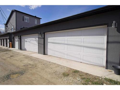 1933 19 Avenue Nw, Calgary, AB - Outdoor With Exterior
