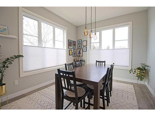 1933 19 Avenue Nw, Calgary, AB - Indoor Photo Showing Dining Room