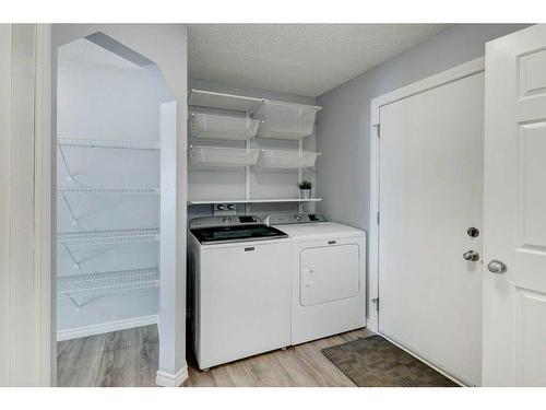 53 Valley Stream Circle Nw, Calgary, AB - Indoor Photo Showing Laundry Room