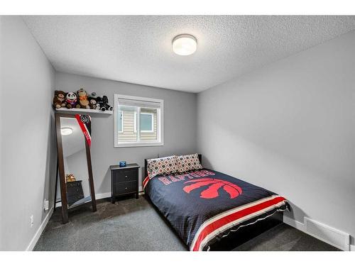 547 Panora Way Nw, Calgary, AB - Indoor Photo Showing Bedroom