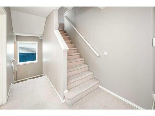 330 Citadel Drive Nw, Calgary, AB - Indoor Photo Showing Other Room