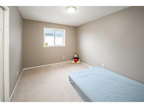 330 Citadel Drive Nw, Calgary, AB - Indoor Photo Showing Bedroom