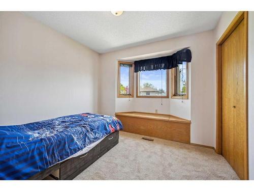 108 Harvest Hills Drive Ne, Calgary, AB - Indoor Photo Showing Bedroom