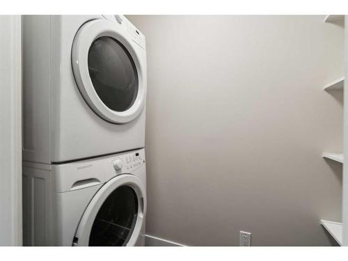 301-510 6 Avenue Se, Calgary, AB - Indoor Photo Showing Laundry Room