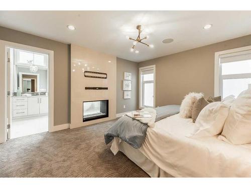 1930 Bowness Road Nw, Calgary, AB - Indoor Photo Showing Bedroom