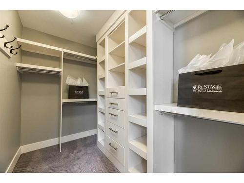 1930 Bowness Road Nw, Calgary, AB - Indoor With Storage