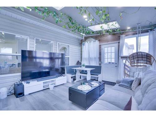 72 Coral Reef Close Ne, Calgary, AB - Indoor Photo Showing Living Room