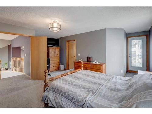 420 Country Hills Court Nw, Calgary, AB - Indoor Photo Showing Bedroom
