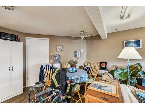 220 Abinger Crescent Ne, Calgary, AB - Indoor Photo Showing Other Room